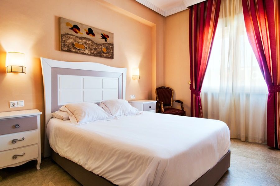 Hotel Del Val - Parking Gratuito Andújar Eksteriør billede